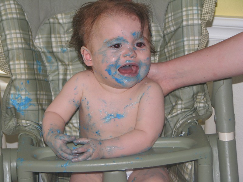 IMG_2705.JPG - Help. My eyes are sticky.