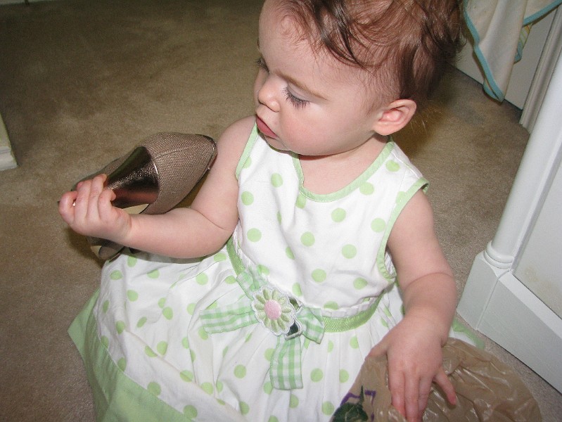 IMG_2769.JPG - Say, here's shiney shoe.