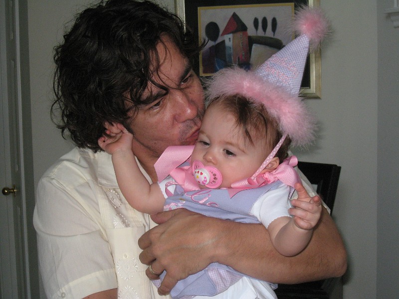 Picture022.jpg - Daddy gives me birthday kisses.