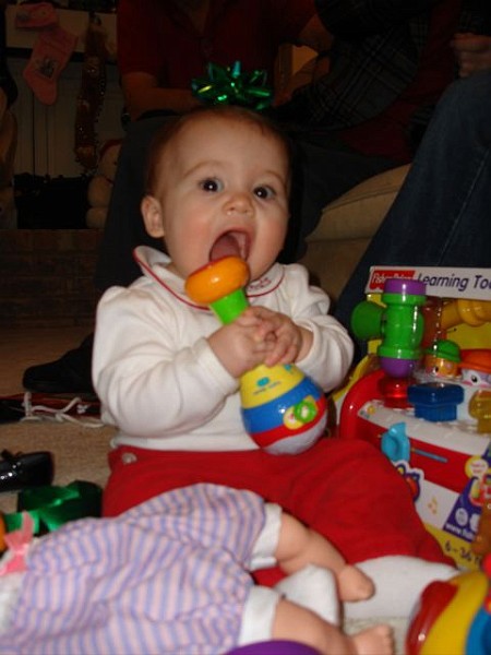 ChristmasMaracas.jpg - Aunt Sandi got me maracas for Christmas! Shake it, baby.